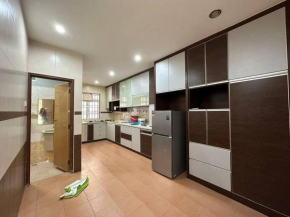 Muslim Suite Home @ Airport Bayan Lepas Penang